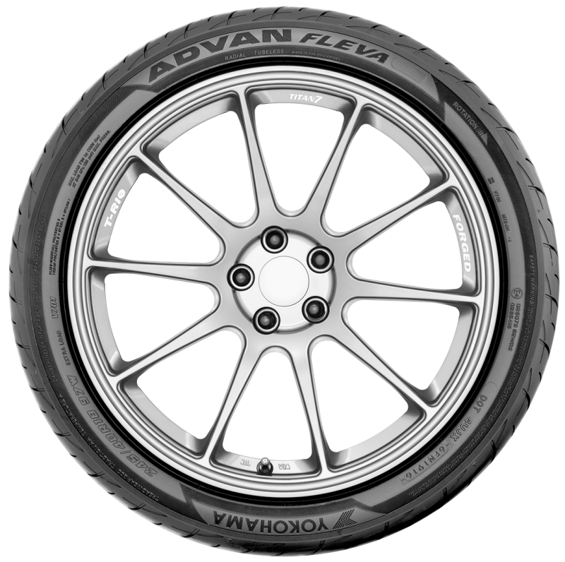 Yokohama Advan Fleva V701 Tire - 235/35R19 91W