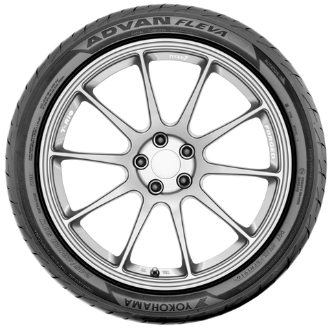 Yokohama Advan Fleva V701 Tire - 185/55R15 82V