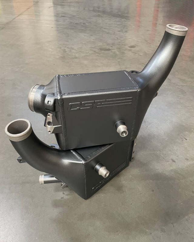 CSF 2025+ BMW G90 M5 / G99 M5 Touring Charge Air Cooler - Blue Stone