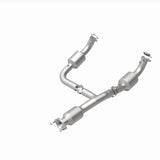 Magnaflow 12-20 Chevrolet Express 4500 Underbody 6.0L Direct Fit Catalytic Converter