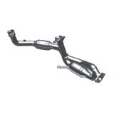 MagnaFlow Direct Fit Catalytic Converter 96-99 Taurus 3.4L Front C