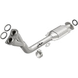 MagnaFlow Direct Fit Catalytic Converter 96-00 Toyota 4 Runner 2.7