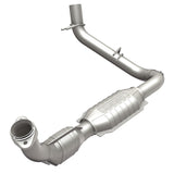 MagnaFlow Direct Fit Catalytic Converter 98 Ford Expedition 5.4L