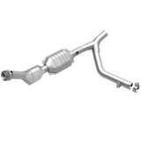MagnaFlow Direct Fit Catalytic Converter 01 Ford Trucks 5.4L