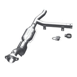 MagnaFlow Direct Fit Catalytic Converter 97-98 Ford Trucks 4.6L