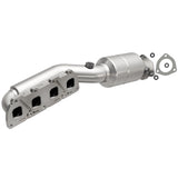 MagnaFlow Direct Fit Catalytic Converter 02-04 Volkswagen Passat 4.0L