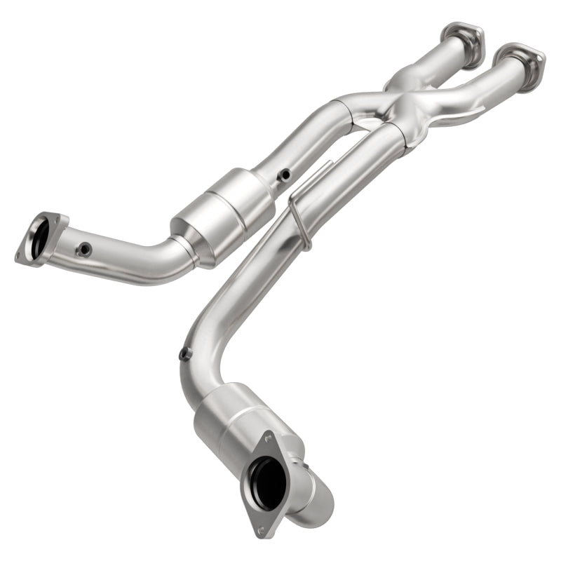 MagnaFlow Direct Fit Catalytic Converter Jeep Grand Cherokee SRT-8