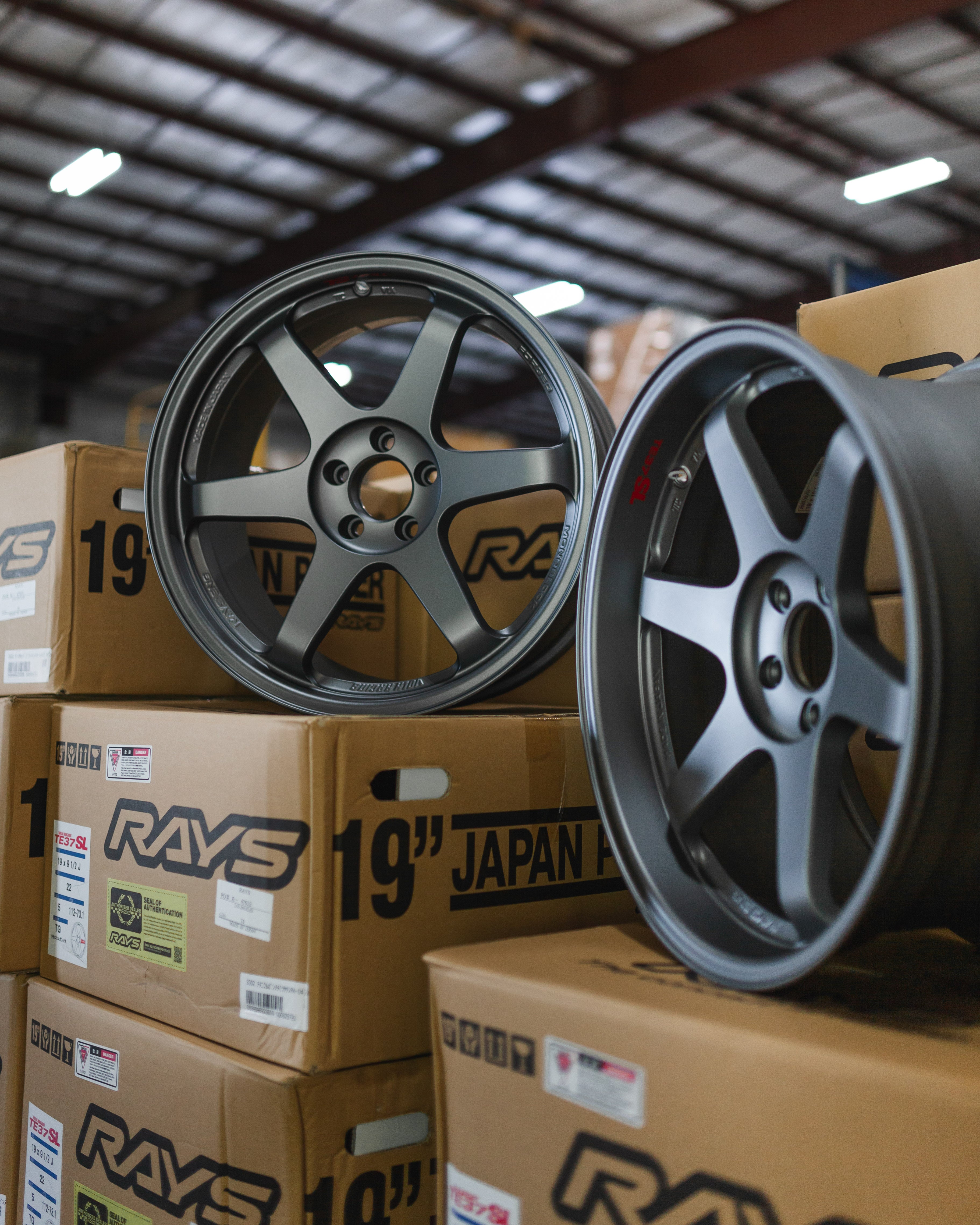 TE37SL Titanium Gunmetal in A90 Spec