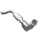 MagnaFlow Direct Fit Catalytic Converter 97 Ford F-150 5.4L (California)