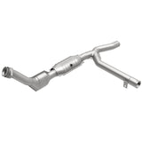 MagnaFlow Direct Fit Catalytic Converter 01 Ford Trucks 4.6L